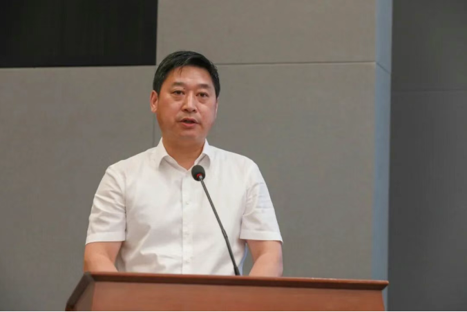正在上传...